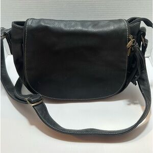 designer Nuria Morera handbag So pretty Inside pocket Adjustable strap Black